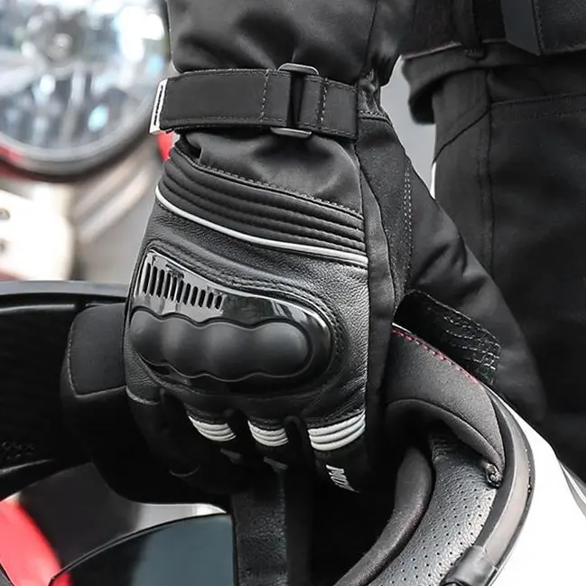 Găng Tay Kháng Nước Motowolf MDL 0318 Đen Thiết Kế Gù Carbon Chống Va Đập Tốt 2
