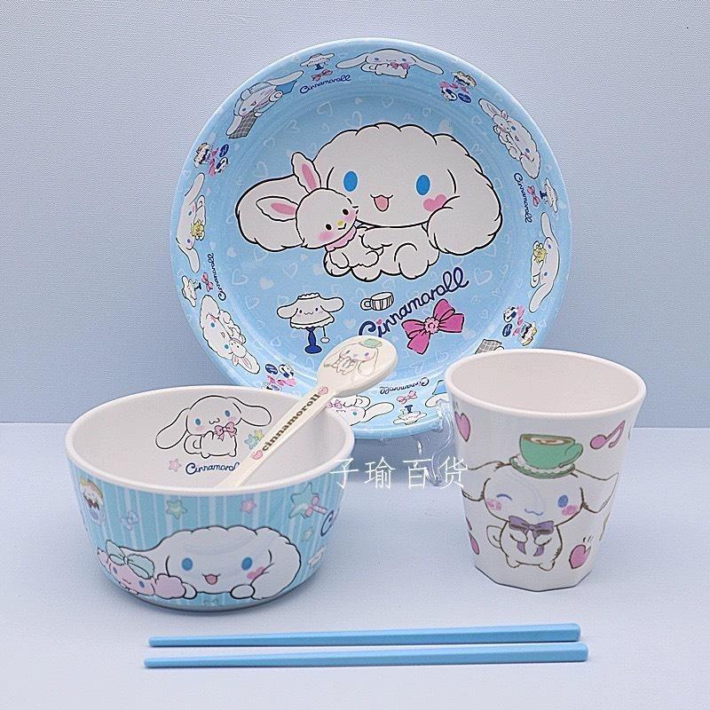 Bộ bát hoạt hình Cinnamoroll cho bé, 5 chi tiết: đĩa, bát, đũa, thìa, cốc - Chất liệu A5 Melamine - Kích thước bát 12,5x6,5cm Voi trộn thau gỗ tô  nhựa bộ  bát 0