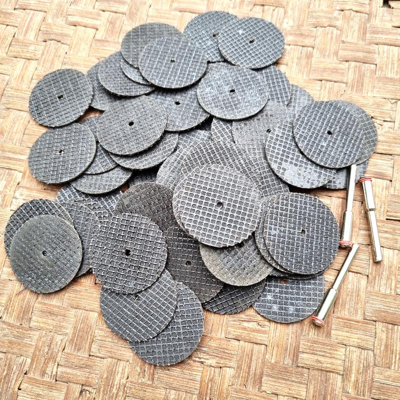 Bộ 50 đá cắt mini 32mm dùng cho máy khoan cầm tay