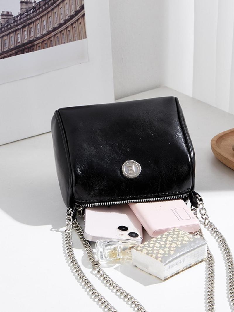 Product Introduction of Women's Fashion Chain Strap Bag, Solid Color Shoulder Bag, Casual Versatile Saddle Bag, Trendy All-match Commuter Bag for Daily Used 5