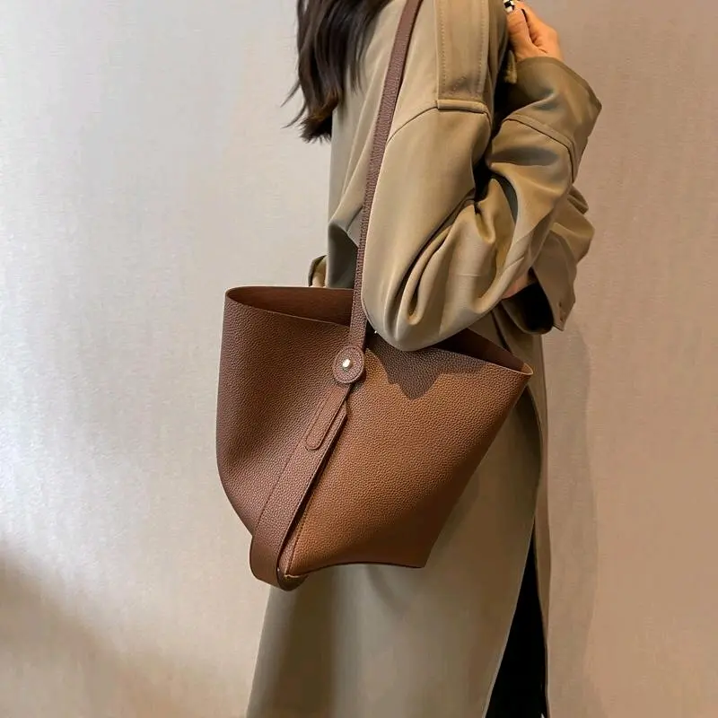 Korean Big Bucket Bag | Korean Bag | Import Bag | Tas Import Korea | Tas Korea | Premium Bag | Shoulder Bag | Tote Bag | Sling Bag | Korean Sling Bag | Aesthetic Bag | Classic Bag | Summer Bag | Fashion Bag 2