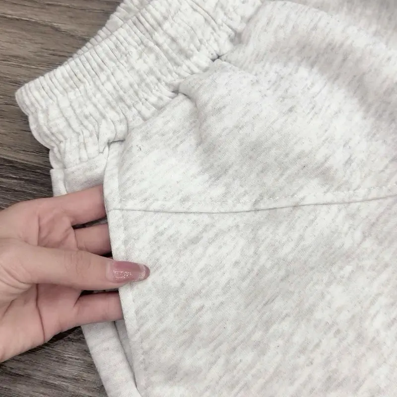 (DEAL MỞ BÁN) Quần đùi trơn, quần short  nữ cạp chun  thoải mái basic mềm mịn GUU STORE PLUS nỉ 2 da không xù 3