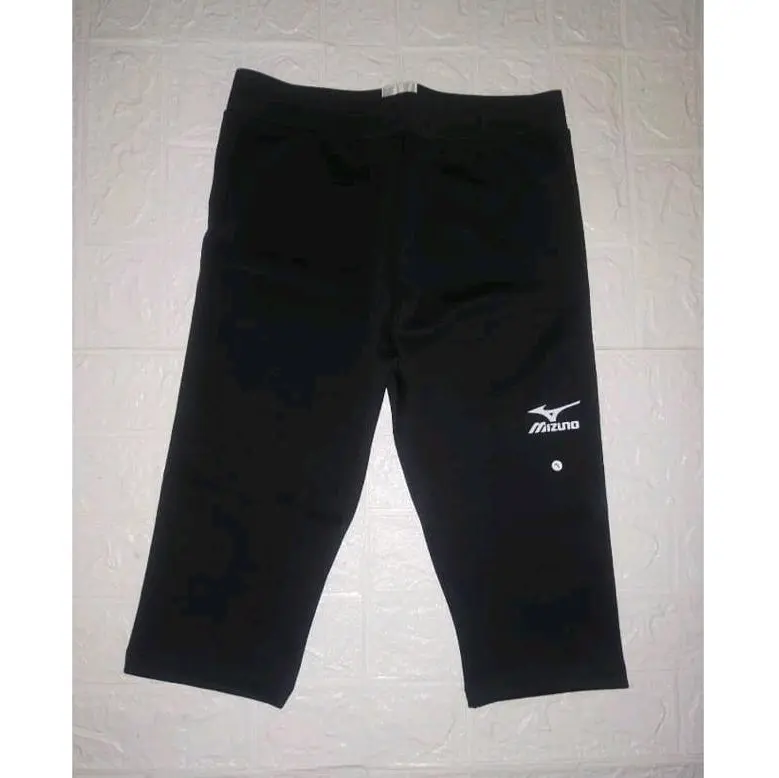 legging 3/4 hitam polos