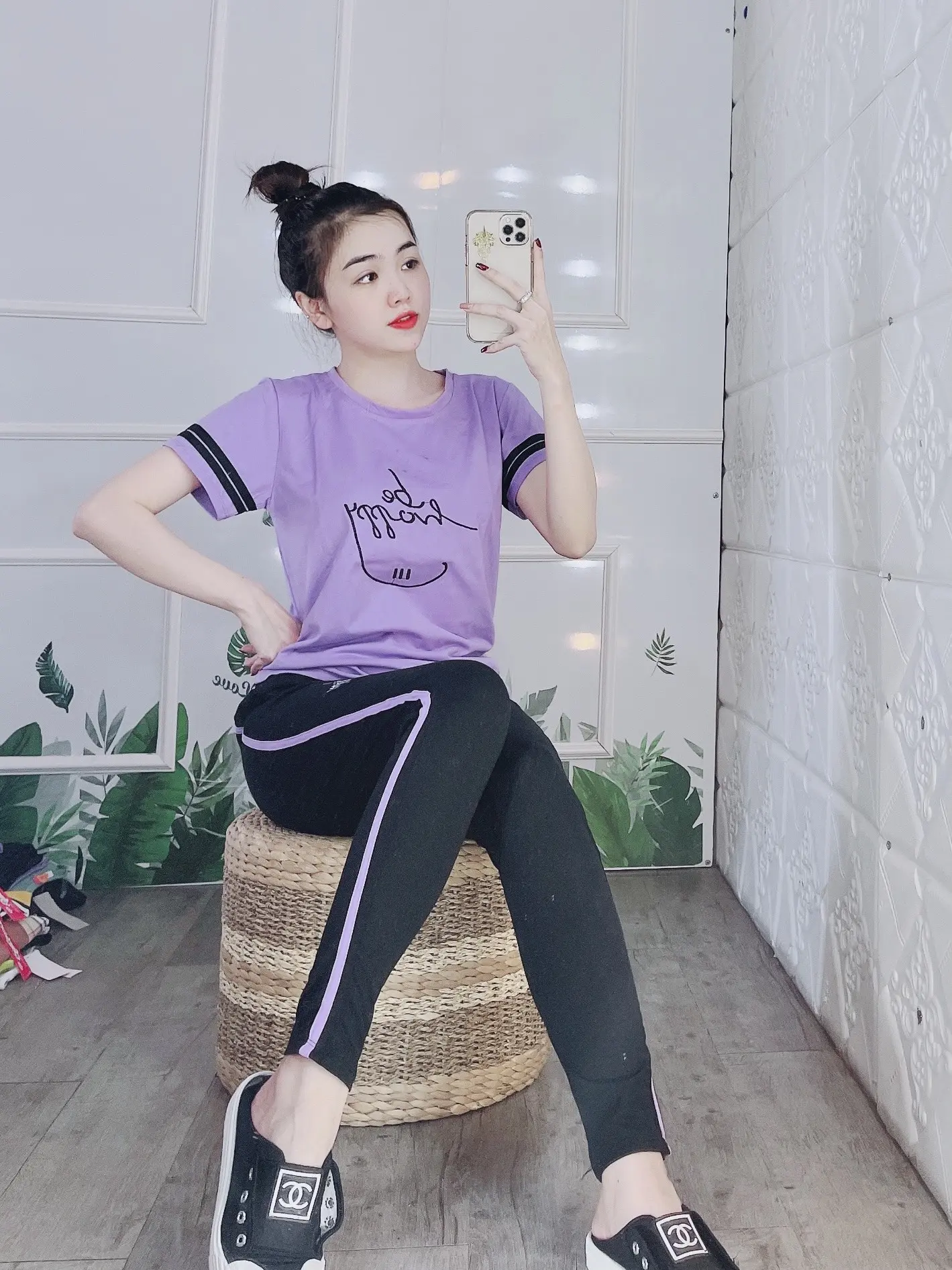 Bộ đồ dài thêu chữ Be happy