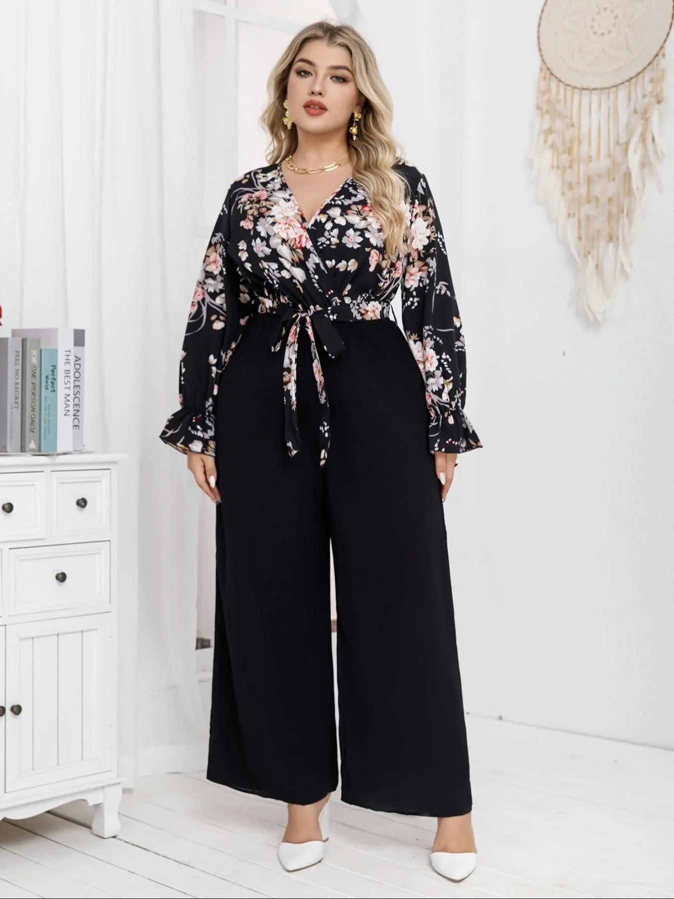 【Plus Size】 Floral Print Belted Wrap Flounce Sleeve Jumpsuit, Casual V Neck Long Sleeve Wide Leg Jumpsuit for Fall & Winter, Women's Clothes for Daily Wear