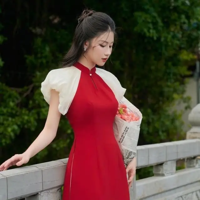 Áo dài lụa Mỹ 2 tà thiết kế,tay bồng 2 lớp tiểu thư xinh xắn,cổ vuông đính ngọc