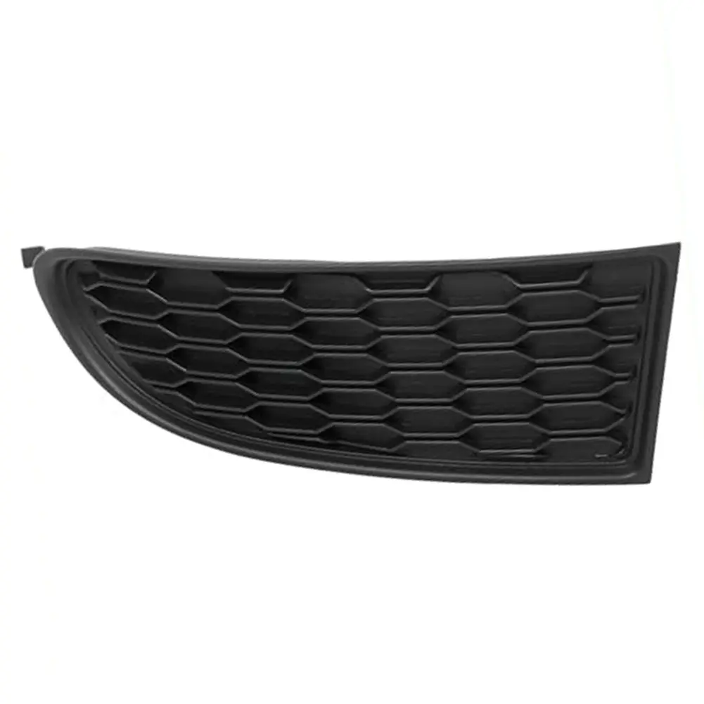 Applicable to the front grille of 11-20 Coolway bumper fog lamp cover right