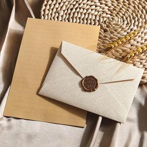 Set de 16 piezas de Sobre de yute & Set de papel para letras, Color aleatorio incluyendo 3 piezas de Sobre & 10 piezas de Papel para letras & 3 piezas de Etiqueta de laca, Postal de invitación Estilo Vintage