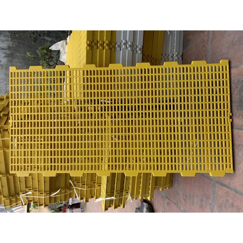 Sàn Nhựa Chăn Nuôi Chó, Mèo Thú Cưng, Chim Gà, Vịt Dễ Vệ Sinh, Sạch Sẽ Kích Thước 100x50x3cm - Nhựa Bền Đẹp, Lỗ Vuông 2cm, Khối Lượng 2500g 5
