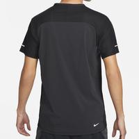 Gambar Baju Trail Nike Dri-Fit Trail Solar Chase Tee Black Original DV9306-010 - M dari STARTING LANE OFFICIAL Kota Administrasi Jakarta Selatan 2 Tokopedia