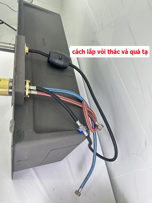 CHẬU+VÒI CHẬU DÀY 3ly Chậu Rửa Chén Bát 1 hộc CAO CẤP VÀ VÒI RÚT HIỆN ĐẠI,CHẬU PHỦ NANO ĐEN CHỐNG TRẦY N20 7546 KHAY VÀ THỚT và xả 5