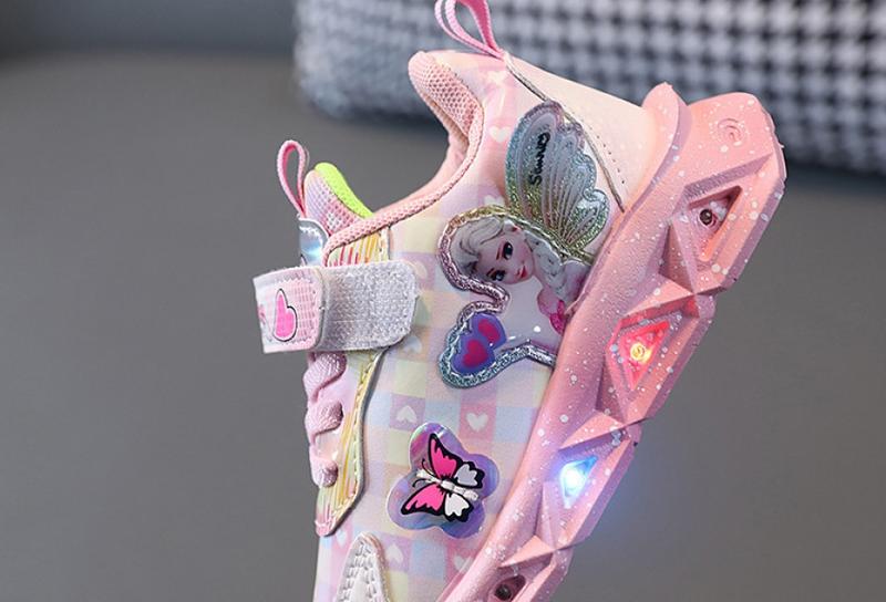 Product Introduction of with Light Girls' Shoes Spring and Autumn New Light Pumps Leather Fashionable Children's Sneakers Toddler Children Teens Princess Shoes 17