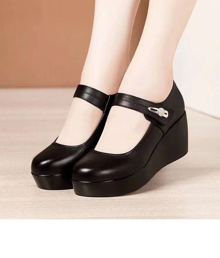 Product Introduction of Giày Da Nữ, Da Thật, Giày Đế Xuồng, Đế Mềm, Thích Hợp Cho Mẹ, Giày Da Nữ Trung Người Già Và Cao Tuổi, Thoải Mái, Hàng Mới Về 13