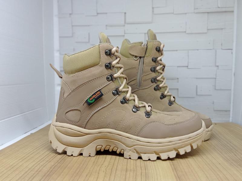Product Introduction of sepatu safety boots pria/wanita gunung haiking adventure ujung besi Outdoor terlaris 6
