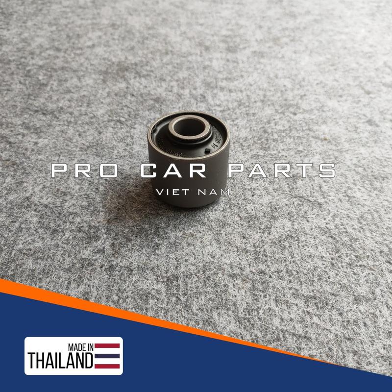 Cao Su Chân Phuộc Trước Innova (Made in Thailand) 1