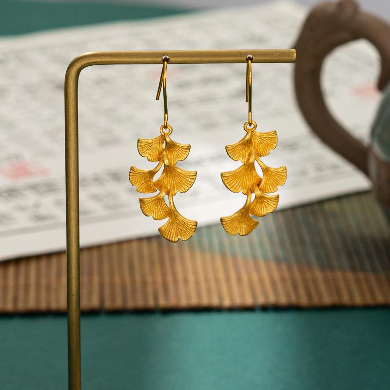 Product Introduction of Fashion Gold Ginkgo Leaf Earrings - Minimalist Luxury Christmas Gift for Her 8