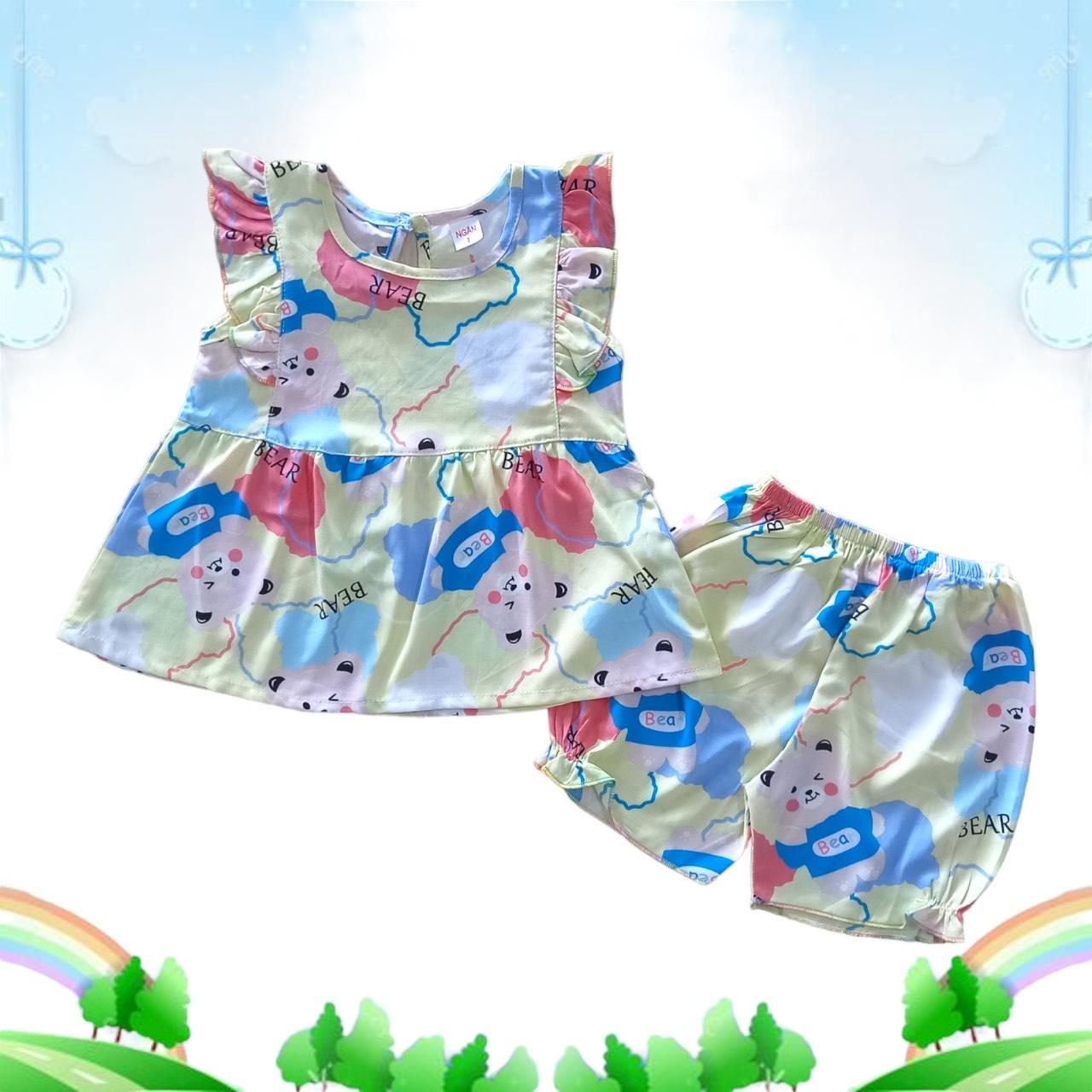 Bé gái từ 29 - 33 kí mặc. Đủ mẫu bộ đồ tole bé gái siêu dể thương, nhiều họa tiết, mặc ở nhà siêu mát và thấm hút mồ hôi rất tốt. Các chị được chọn màu sắc theo ý muốn