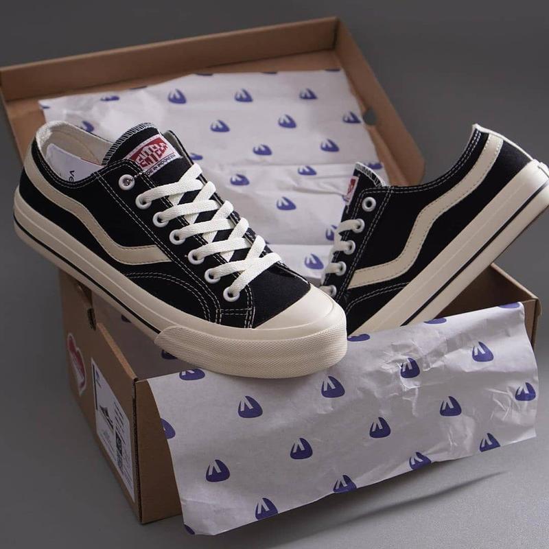 Sepatu Ventela Public Black Natural Low/High 0