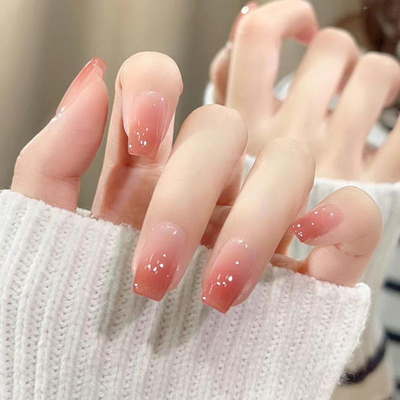 Product Introduction of Kuku Palsu, Dalam Stok, Kecerunan Pic Merah, Lembut dan Panas, Pendek, Hujung Kuku, 24 Keping, Set Sambungan Kuku, Fesyen Wanita, Gel Kuku, Pakai Fesyen, Hiasan Kuku, untuk Kecantikan Kuku 30