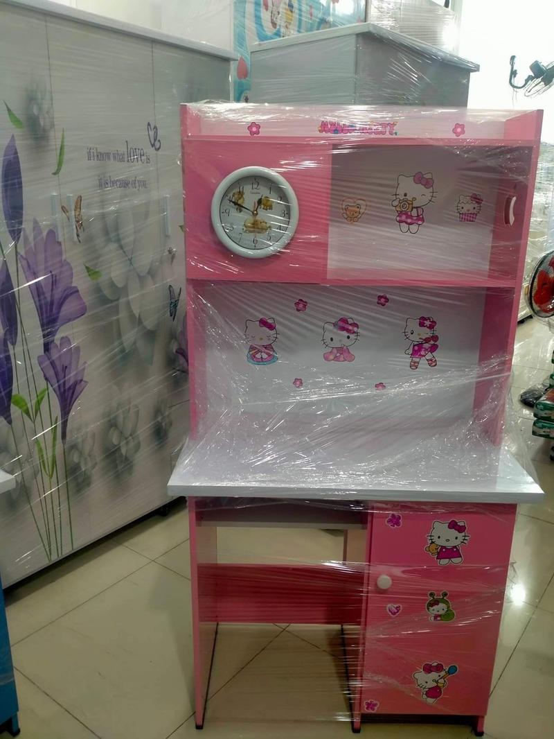 Product Introduction of Bàn học nhựa đài loan 1m Đã lắp ráp 2