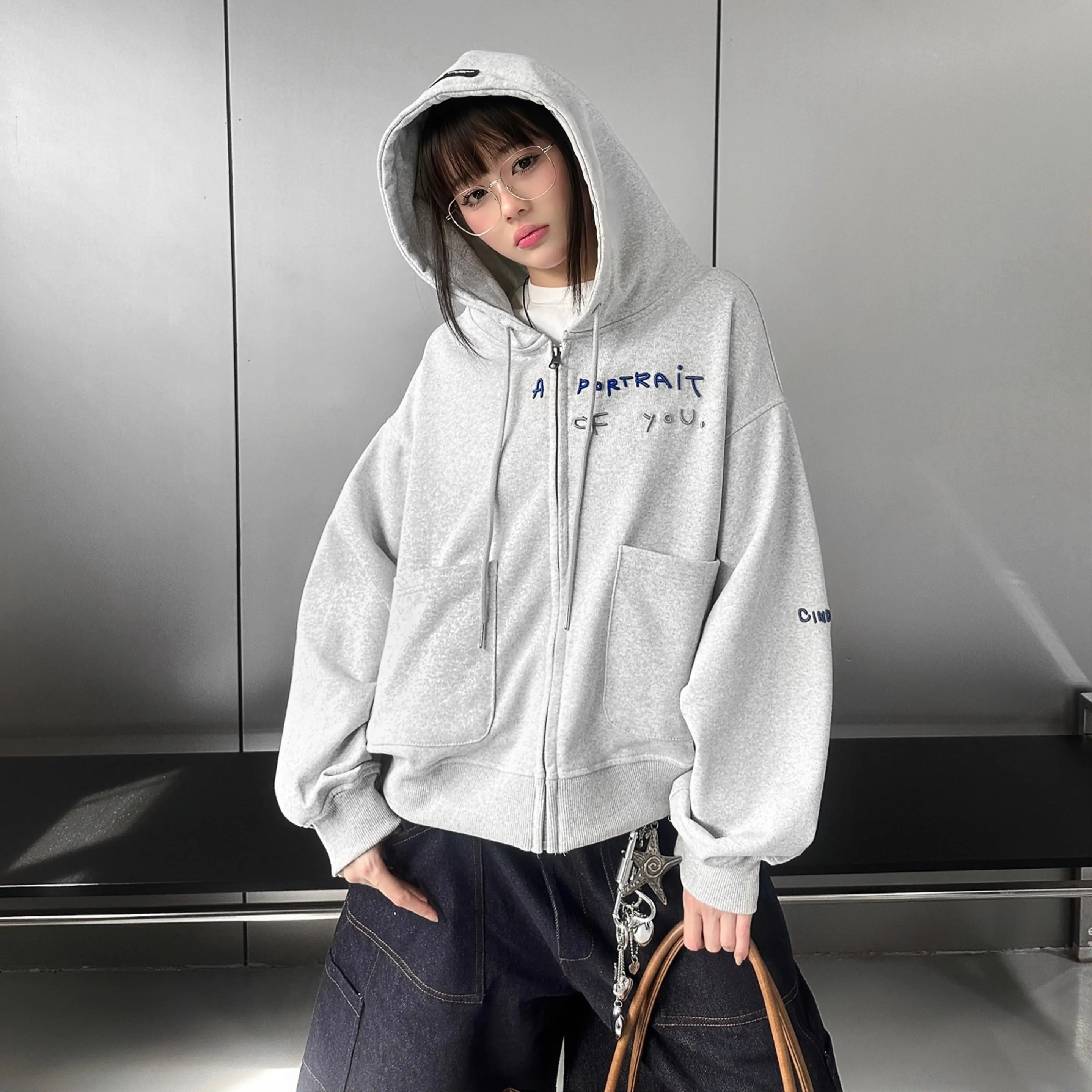 CINDER Áo Hoodie Zip Boxy Portrait, Áo Hoodie Zip Form Boxy Local Brand Dành Cho Nữ Women Top Có Túi