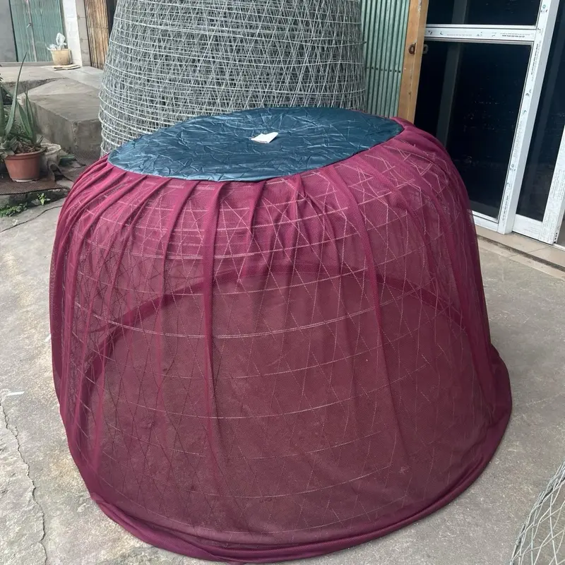 Màn ngủ mùa hè tròn cho gà chọi