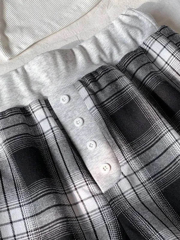 Women's Plaid Print Button Decor Shorts, Casual Fashion Short for Daily Wear, Ladies Bottoms for Summer 5