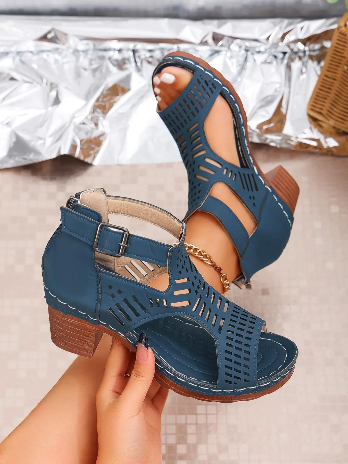 Women's Fashionable Plain Color Hollow Out Design Block Heel Sandals, Boho Style Sandals for Summer, Lightweight Breathable Comfortable Shoes for Daily Wear