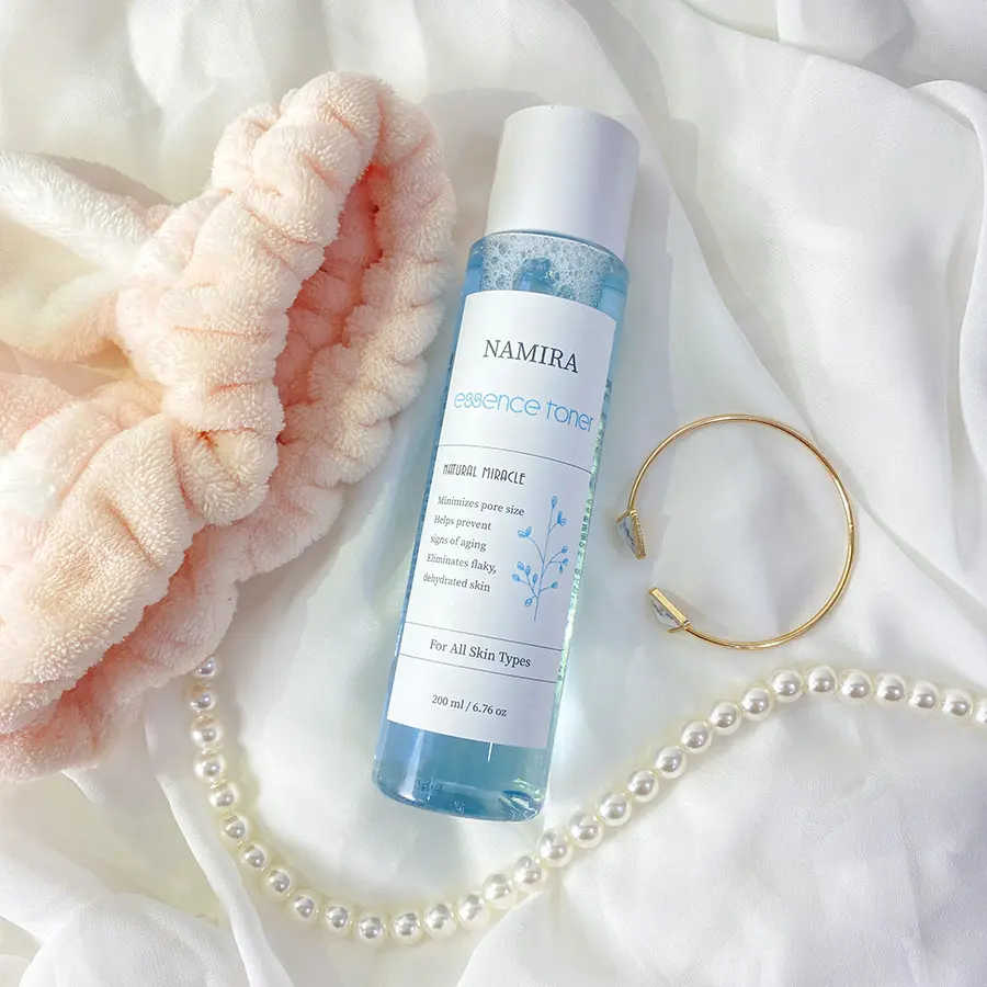 Nước hoa hồng Namira Essence Toner