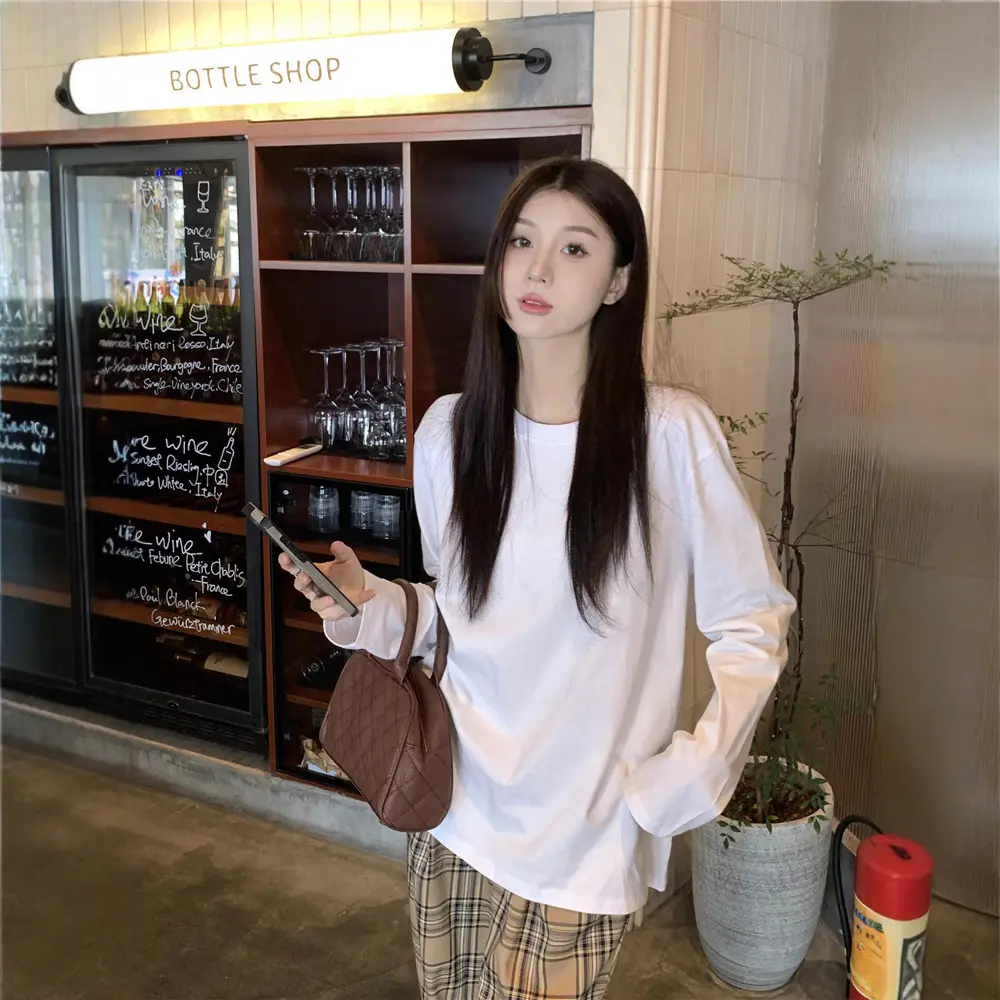 Áo Len Trắng, Đơn Giản Và Dễ Phối Đồ Có Thể Mặc Bên Trong Áo Thun Dài Tay Áo, Dành Cho Nữ, Trang Phục Đi Chơi Mùa Thu, Dáng Rộng Vừa Vặn, Hình Dạng Vừa Vặn, Áo Sơ Mi Lớp Cơ Sở Lắc Lư
