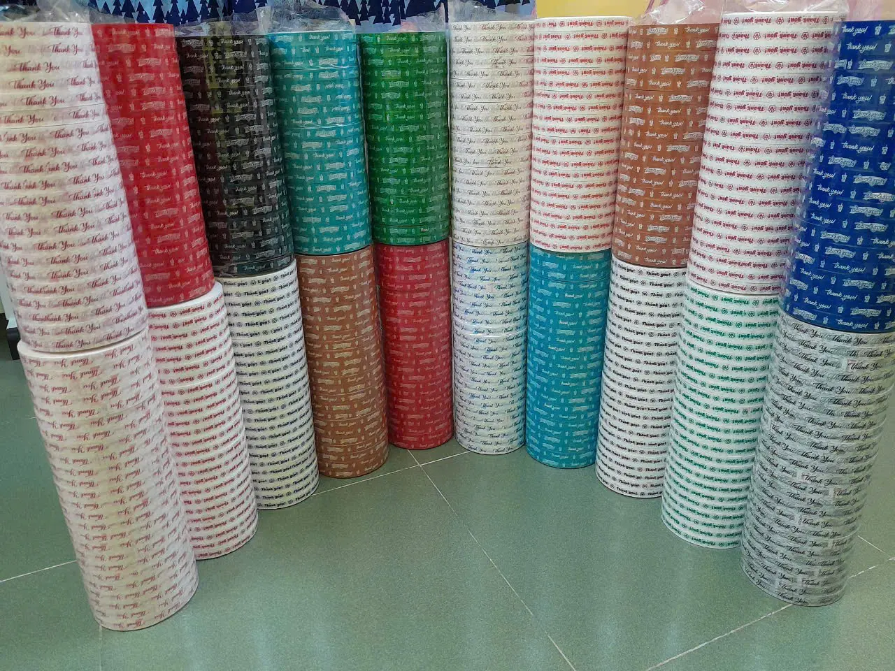 Băng keo Thank You in hình trà sữa, băng keo Chân Mèo dán nắp ly nhựa( 1 cuộn 1F2 60m)