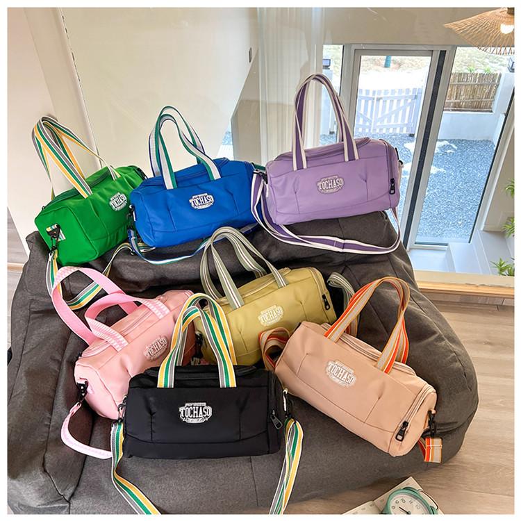 (TÚI NHỎ CHỈ ĐỰNG ĐƯỢC 2 BỘ QUẦN ÁO CỘC) TÚI ĐEO VÀ CẦM TAY NHIỀU MÀU SẮC CHẤT VẢI DÙ MỘT NGĂN PHONG CÁCH CHO BÉ TRAI VÀ BÉ GÁI