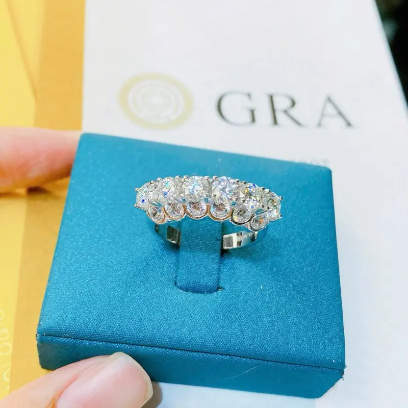nhẫn kim cương moissanite D/FL 6 hột 0
