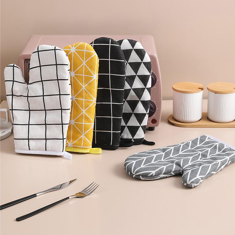 Product Introduction of Găng Tay Chịu Nhiệt,Găng Tay Lò Vi Sóng Chất Liệu Cotton Chống Trơn Trượt Nướng Bánh Chuyên Dụng 10