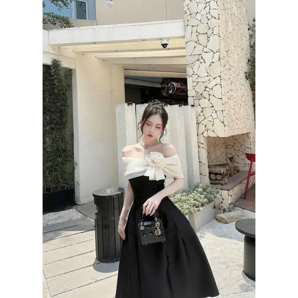 Đầm dự tiệc dáng xòe phối voan trễ vai đính hoa Hirin Dress
