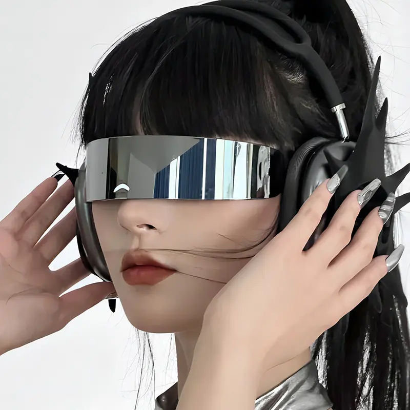 Cyberpunk Tech Style Sunglasses for Women, Internet Celebrity Party Future Sense High-end Integrated Sunglasses