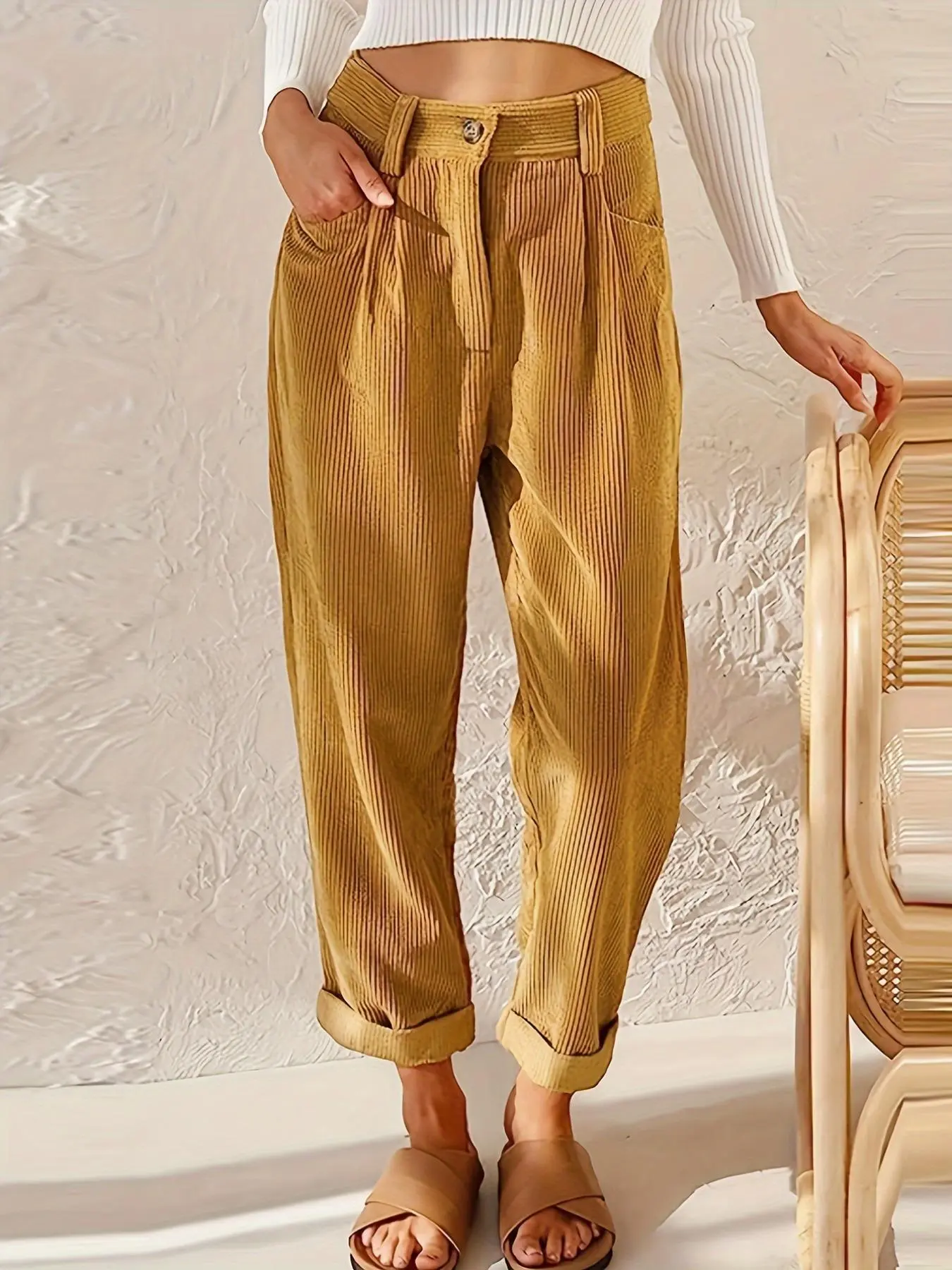 Women's Plain Pocket Button Straight Leg Corduroy Pants, Casual High Waisted Trousers For Fall & Winter, Women's Bottoms For Daily Wear, Trendy Cozy Womenswear for Going Out