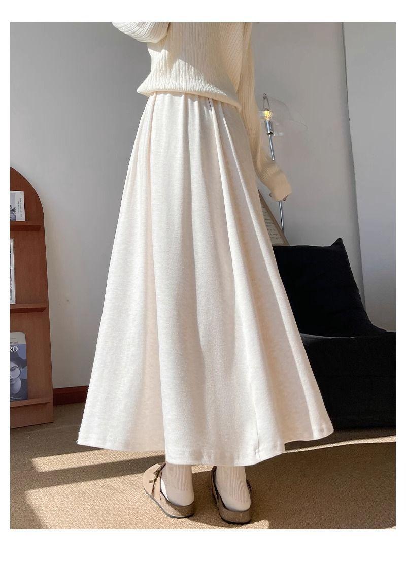 Product Introduction of Women's Skirt Autumn and Winter New A- line Skirt Small Elastic High Waist Drooping Skirt Design Slim Ins Fashion 22