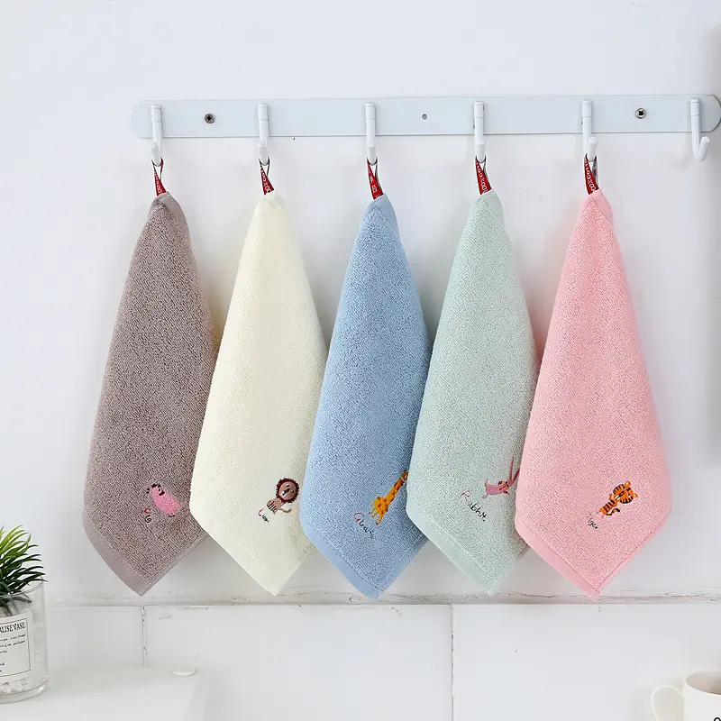 Khăn Vuông Nhỏ 100% Cotton Nguyên Chất, 32 Sợi, Thêu Hoạt Hình, Móc Trơn, 25 * 25, Thích Hợp Cho Trẻ Em Và Trẻ Mẫu Giáo, Khăn Xếp Cho Bé