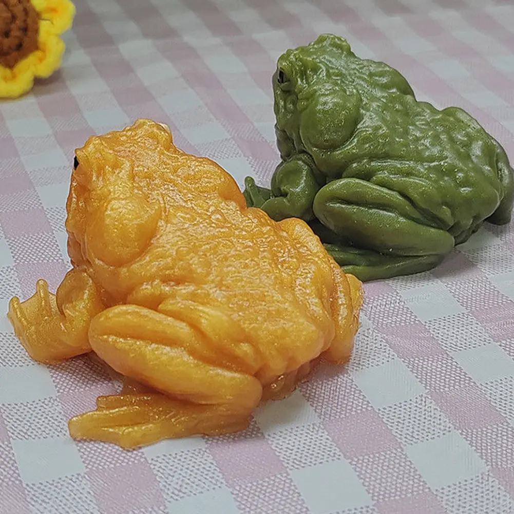 Realistic Frog Stress Relief Toy, Soft Squeeze Decompression Toad for ...