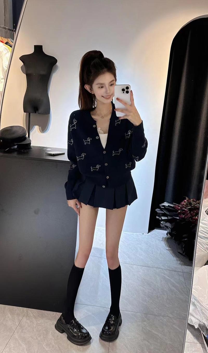 Product Introduction of Đồ Len Cashmere, Dài Tay, Trang Phục Thường Ngày Mùa Thu Và Mùa Đông, Thanh Lịch Và Gợi Cảm, Thiết Kế Mới, Dành Cho Nữ, Họa Tiết Đủ, Áo Khoác Áo Len Women Top 14