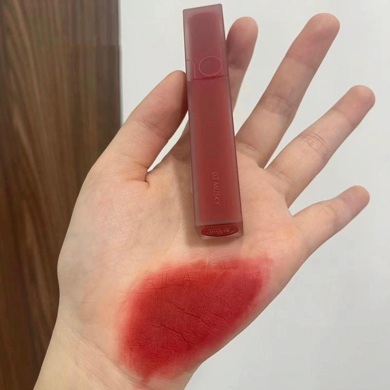 Son kem lì Romand Blur Fudge Tint màu 03 Musky Đỏ Gạch 5g
