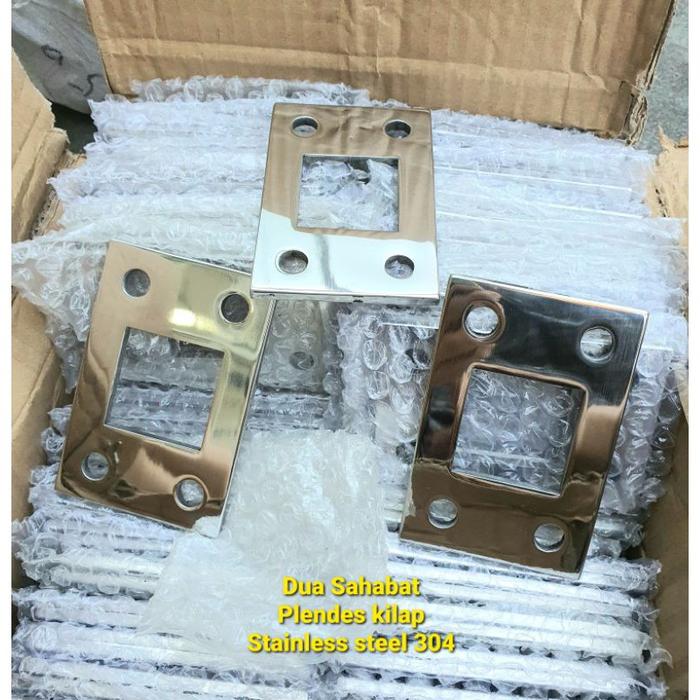 Gambar PLENDES TATAKAN SEPATU POST BASE TIANG RAILING HOLLOW 4X4 STAINLESS STEEL 304 dari aksesori kaca Kota Surabaya Tokopedia