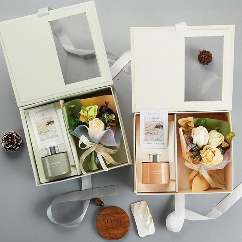 Set hộp quà tặng tinh dầu nước hoa khuếch tán dể phòng kèm bó hoa sang trọng, trang nhã Quà tặng Đồ trang trí Dầu Thơm Phòng