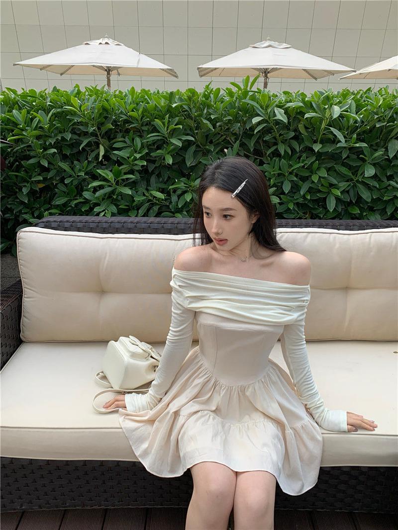 Product Introduction of Váy Ngắn, Thiết Kế Màu Đen Thanh Lịch, Trễ Vai, Váy Chữ A Xếp Ly, Váy Dài Tay, Dành Cho Phụ Nữ, Một Vai, Váy Đen Nhỏ Phong Cách Xã Hội Pháp, Cổ Áo Chéo Gợi Cảm, Phong Cách Nhà Nghỉ Women Dress 7