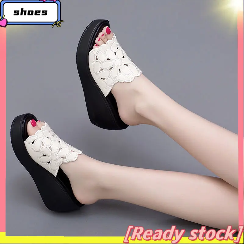 Sandals and Slippers New Wedge Platform Platform Sandals Peep Toe Slippers Soft Bottom Outdoor Online Influencer Fashion
