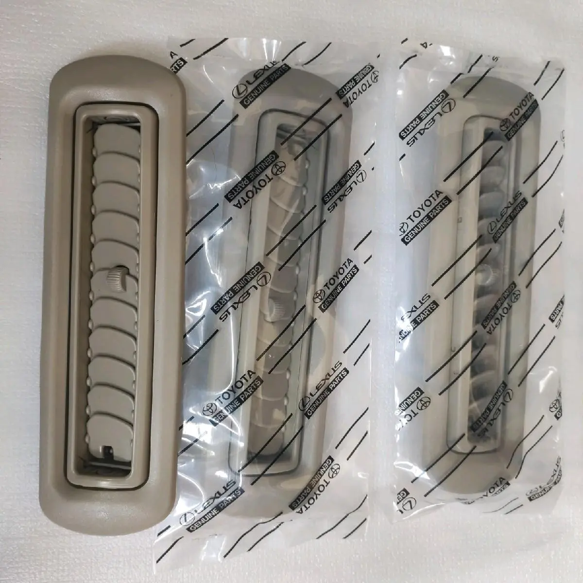 Grill Kisi Kisi Ac Mobil Toyota Kijang Innova Lama 2005-2015 Cream Original Harga Satuan Car