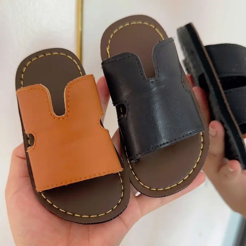 Dép Da lê(Fom nhỏ chân gầy tăng 1sz chân bụ tăng 2 sz) cho bé trai và gái sz 21-35 phong cách thời trang hottrend dễ đi dễ sử dụng 2