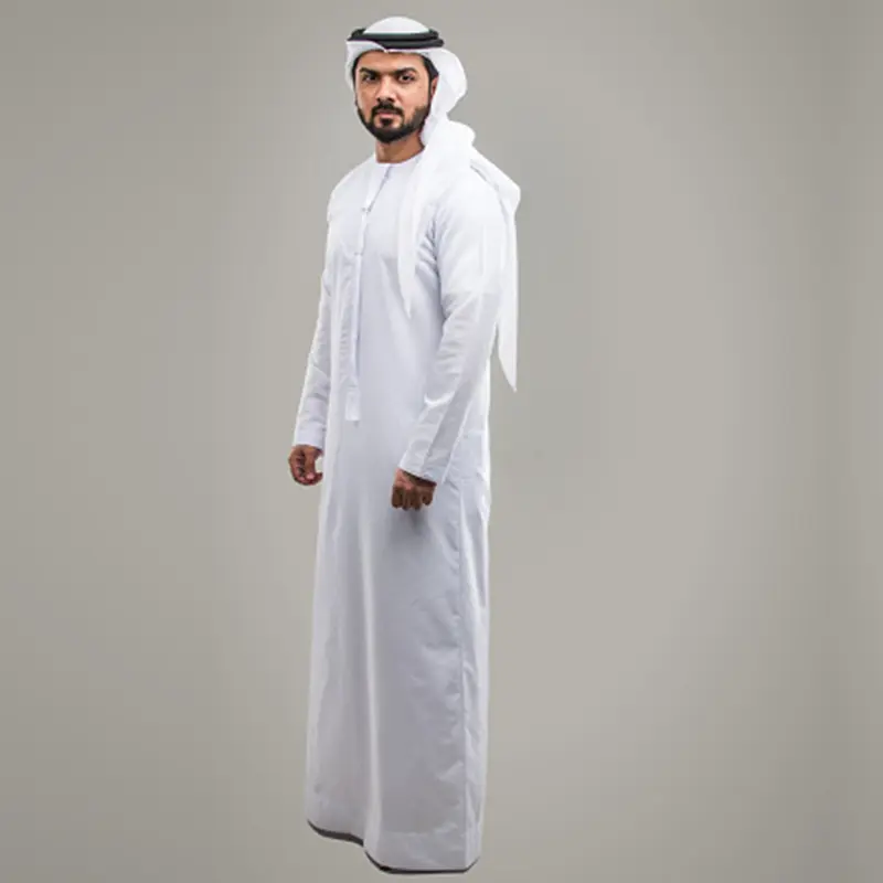 Áo choàng Oman cho nam giới, một nguồn Trung Đông, làm bằng polyester, cổ tròn, phong cách áo choàng Ả Rập