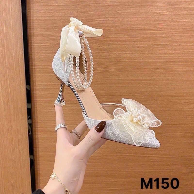 Giày cao gót bít mũi hậu min nơ ngọc chất da kim tuyến mũi nhọn cho nàng đi tiệc,đi chơi,đi du lịch đây ạ. Shoes Nữ Women Jean DéP